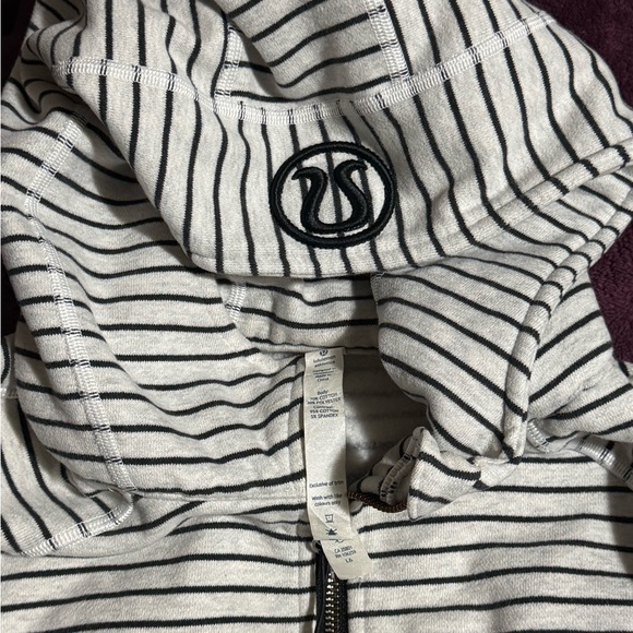 lululemon athletica Striped Black and White Jacket - Picture 2 of 5